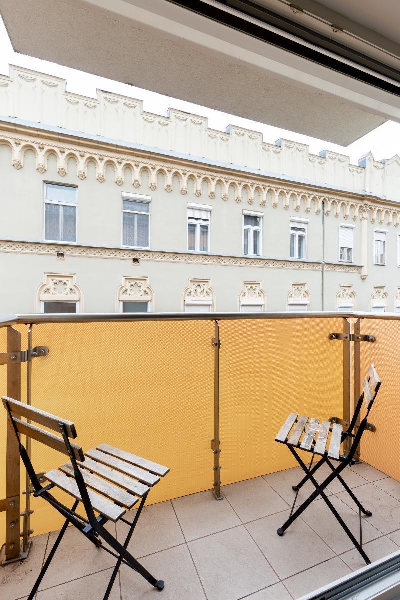 Swu Broadway Villa Budapest Exterior photo