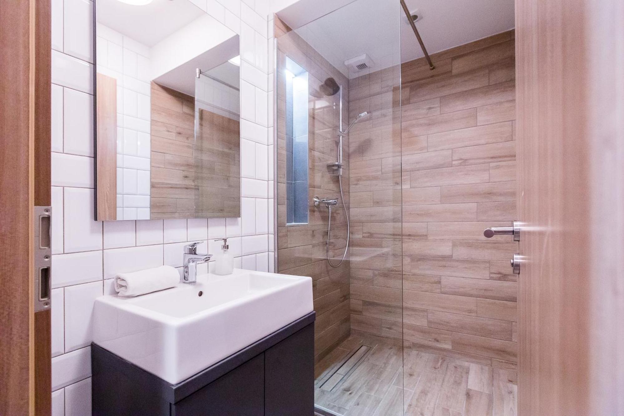 Swu Broadway Villa Budapest Room photo